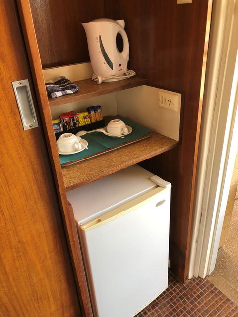 Kambalda Hotel - Inverell Accommodation 11