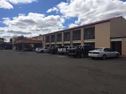Kambalda Hotel - Inverell Accommodation 25