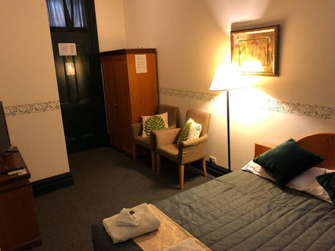 The Palace Hotel - Inverell Accommodation 3