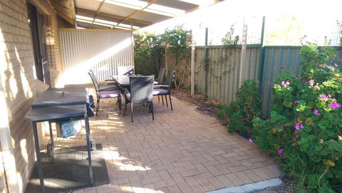 Kestrel Chalets - Inverell Accommodation 3