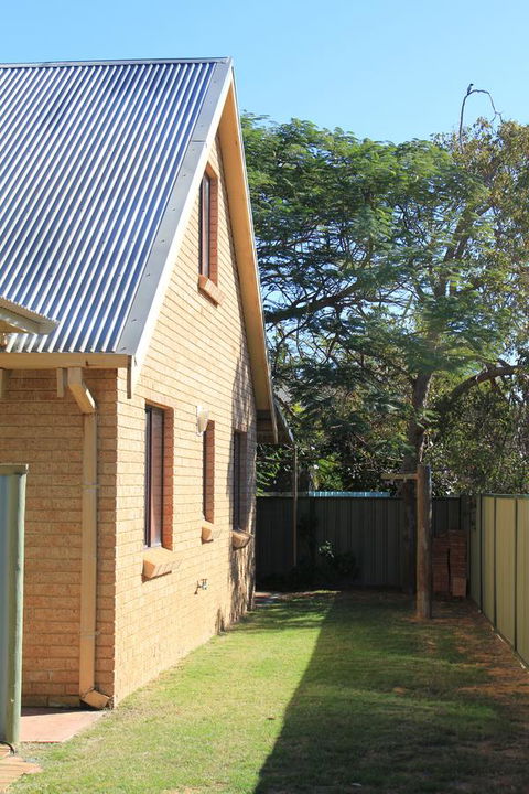 Kestrel Chalets - Inverell Accommodation 5
