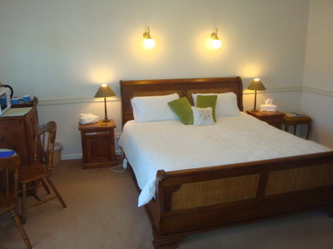Lanterns Retreats - Inverell Accommodation 22