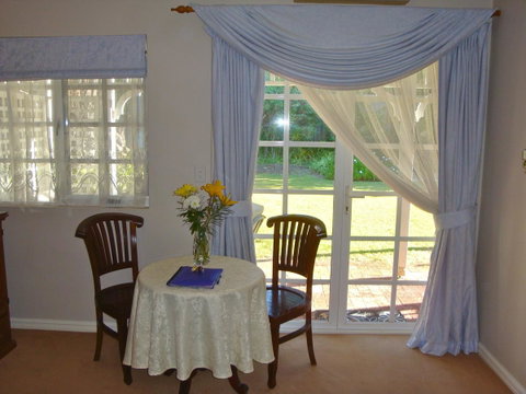 Lanterns Retreats - Inverell Accommodation 14