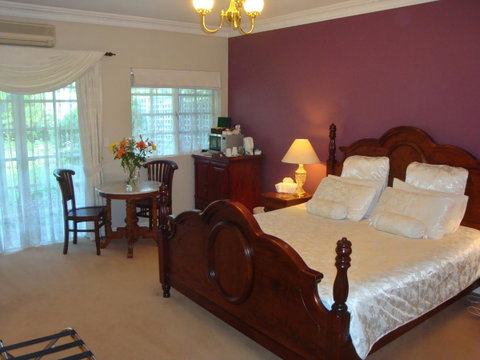 Lanterns Retreats - Inverell Accommodation 16