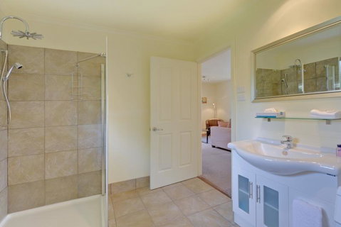 Aloft Boutique Accommodation - Inverell Accommodation 3