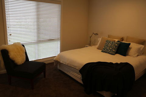 Sisters Beach Paradise - Inverell Accommodation 11