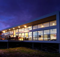 Sunset Bay Escape - Inverell Accommodation