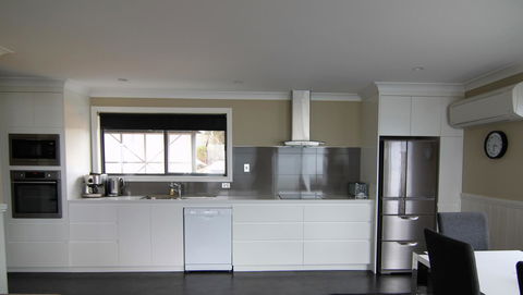 SEA EAGLE COTTAGE Amazing Views Of Bay Of Fires - Inverell Accommodation 7