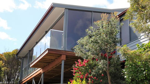 SEA EAGLE COTTAGE Amazing Views Of Bay Of Fires - Inverell Accommodation 11