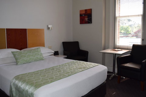 Auldington Hotel - Inverell Accommodation 9