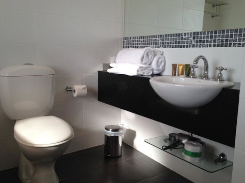 Auldington Hotel - Inverell Accommodation 4