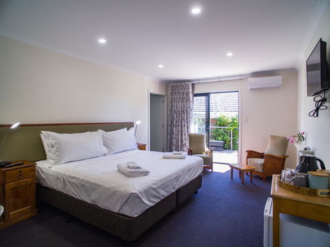 Tamar House - Inverell Accommodation 19