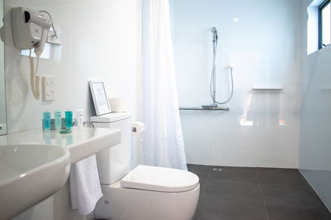 Tamar House - Inverell Accommodation 20