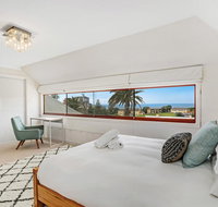 Newcastle Executive Homes - Oceanview Terrace - Inverell Accommodation