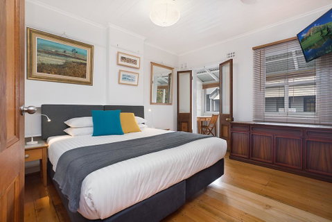 Newcastle Short Stay Apartments - 9 Alfred Street - Inverell Accommodation 0