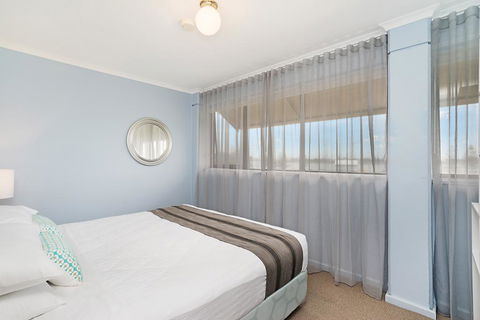 Newcastle Short Stay Apartments - Flagstaff Apartment - Inverell Accommodation 2