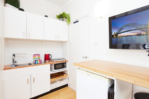 Newly Renovated Studio W Communal Rooftop Terrace - Inverell Accommodation 3