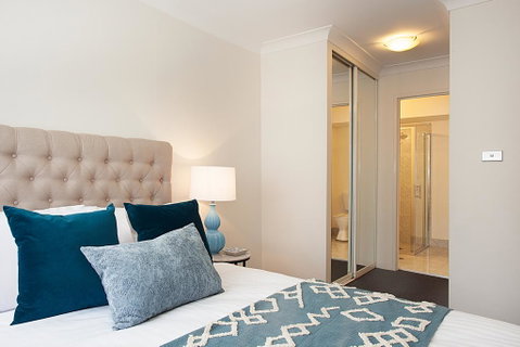 Newly-furnished 2-Bed Apartment With Gym And Pool - Inverell Accommodation 3