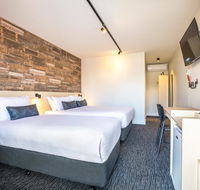 Nightcap at Westside Hotel - Inverell Accommodation