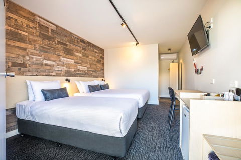 Nightcap At Westside Hotel - Inverell Accommodation 0