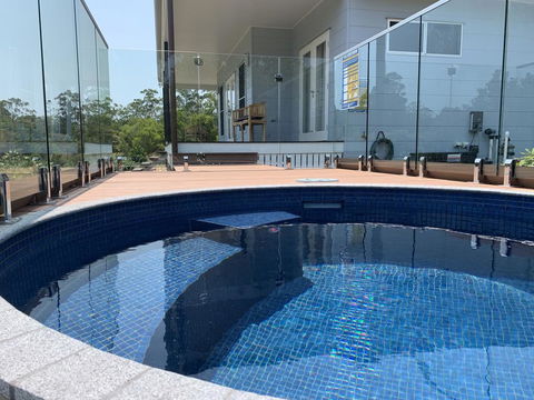 Noosa Hinterland Country Cottage 'Tru-Blu' - Inverell Accommodation 1