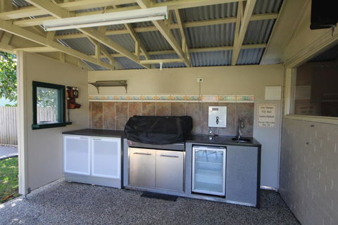 NORTH HEAVEN STATION 28 Alma St, North Haven - Inverell Accommodation 3