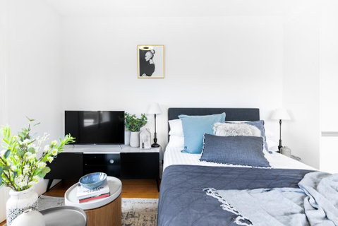 Not Your Usual Studio Apartment - Inverell Accommodation 1