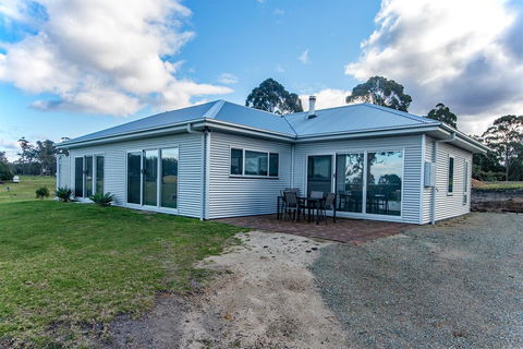 Ocean View - Inverell Accommodation 2