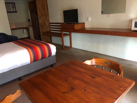 Olde Horsham Motor Inn - Inverell Accommodation 2