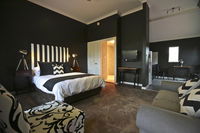 Book Currency Creek Accommodation Vacations Inverell Accommodation Inverell Accommodation