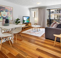 One-Bed Apartment With Balcony and Parking near CBD - Inverell Accommodation