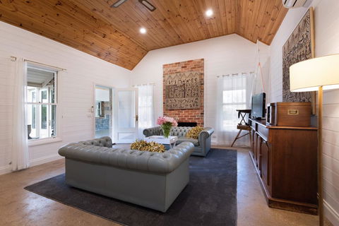 Orchards At Spring Vale Farm - Inverell Accommodation 3