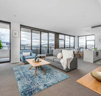 Oversized Luxe 1 Bedder - Amazing Barton - Gym - Inverell Accommodation