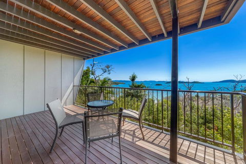 Panorama 12 - Hamilton Island - Inverell Accommodation 3