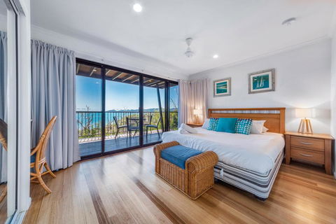 Panorama 12 - Hamilton Island - Inverell Accommodation 0