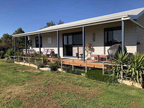 PANORAMA @ Lismar Lodge - Inverell Accommodation 0