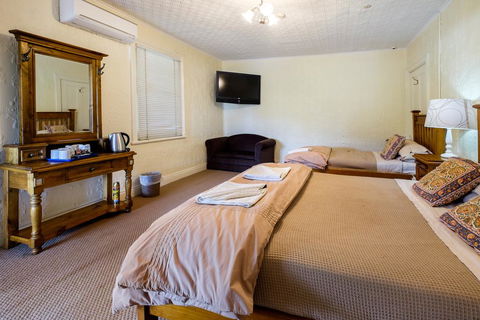 Peel Inn Nundle - Inverell Accommodation 2
