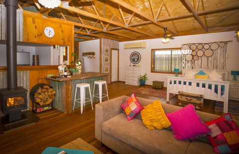 Peppercorn Cabin - Inverell Accommodation 0