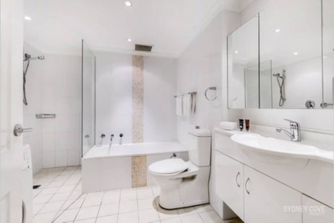 Perfect City Location. Immaculate Apartment With Parking - Inverell Accommodation 1