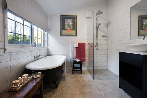 Persimmon - Inverell Accommodation 3