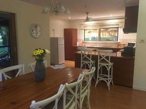 Petes Place - Inverell Accommodation 2
