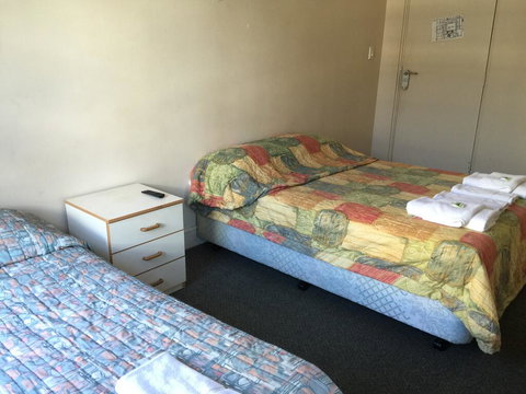 Port Macquarie Hotel - Inverell Accommodation 2