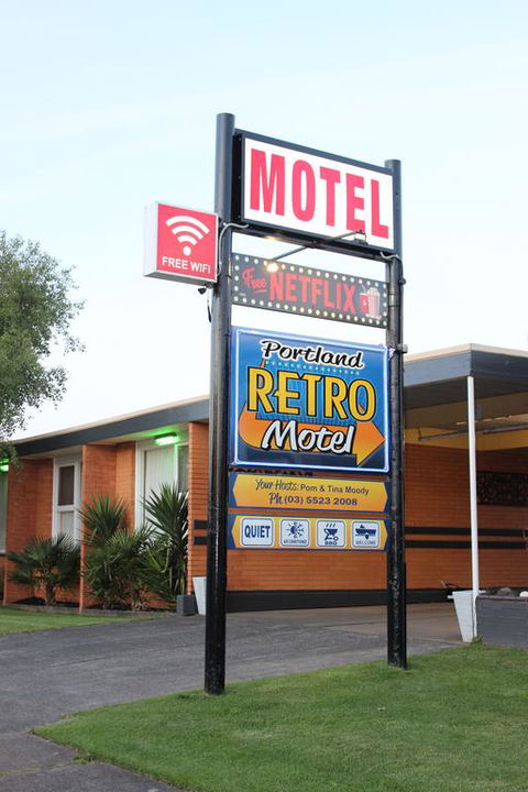 Portland Retro Motel - Inverell Accommodation 3