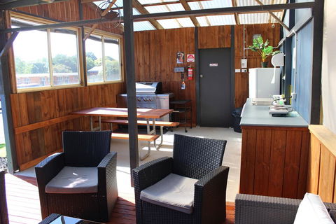 Portland Retro Motel - Inverell Accommodation 2