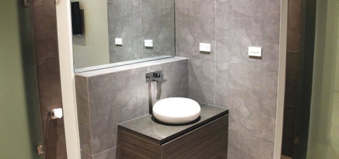 Posh Hotel - Inverell Accommodation 2
