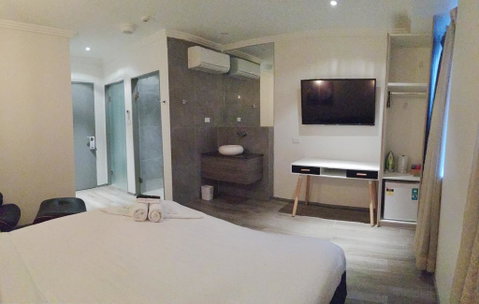 Posh Hotel - Inverell Accommodation 1