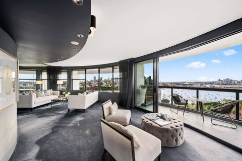 President Towers Apartment - Inverell Accommodation 0
