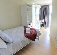 Private modern room - Plaza Building- in City Centre - Inverell Accommodation