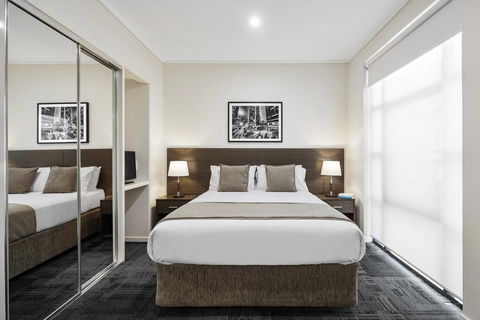 Quest Narre Warren - Inverell Accommodation 0