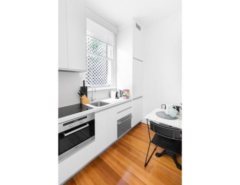 Renovated Studio In Bohemian Area Close To City - Inverell Accommodation 3